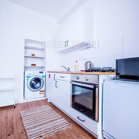 Cozy Apartment Close To Palmovka Prague Luaran gambar